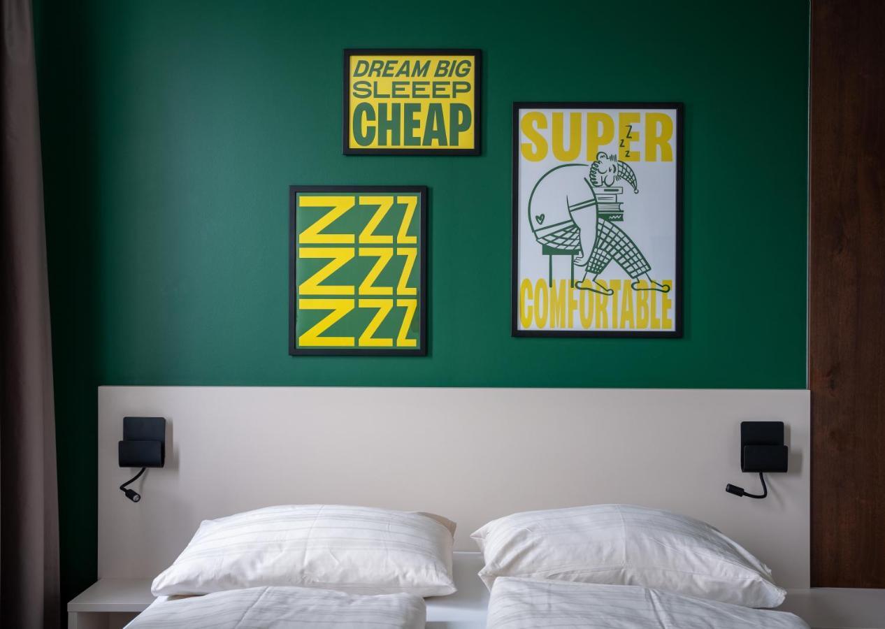 Sleeep Hotel อันสเฟลเดน ภายนอก รูปภาพ